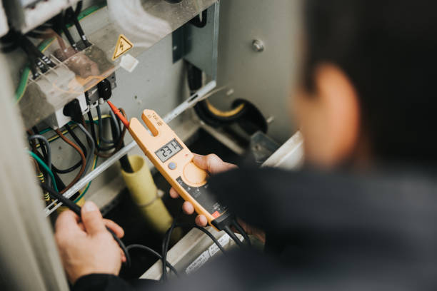 Best Emergency Electrical Repair  in Quincy, IL